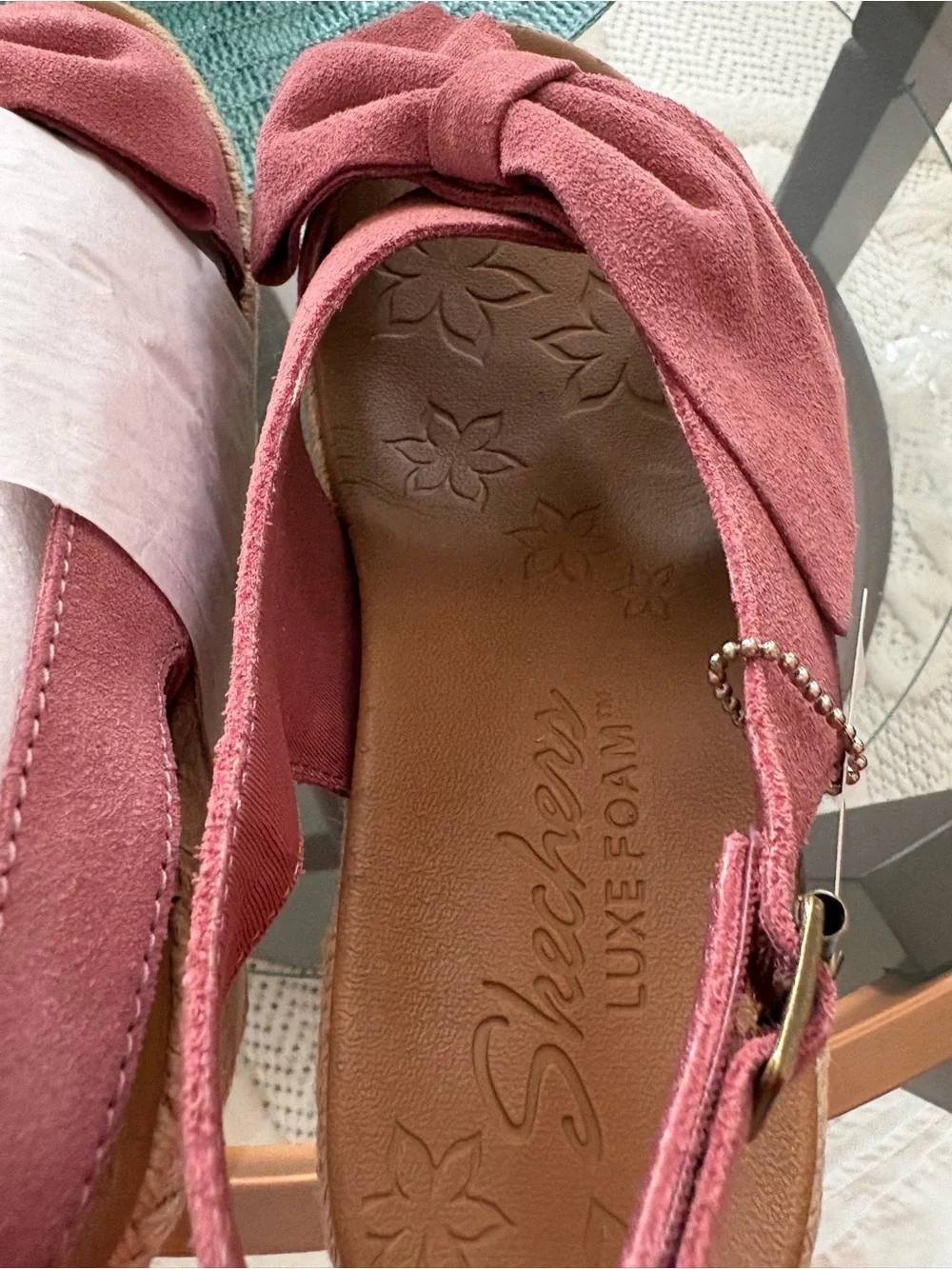 Skechers Brit-TRIPPIN~BOW Rose Leather Espadrille Wedge Sandals Size 8 NIB